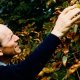 Jean Bastaire dans son jardin de Meylan