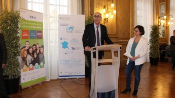 Grégoire Thomas souligne que l'école qu'il dirige est présente depuis 120 ans dans cette ville de culture universitaire.