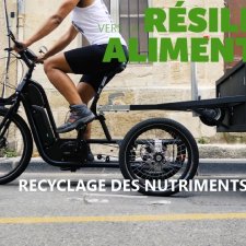 Septième et dernier épisode de la série documentaire: "Vers la résilience alimentaire", d'après le guide rédigé par Les Greniers d'Abondance.  Cet épisode expose une des voies de résilience proposées par LGA: - RECYCLER MASSIVEMENT LES NUTRIMENTS