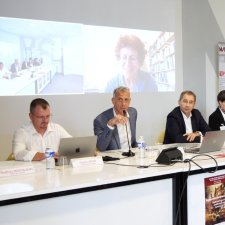 table-ronde-finale-1-introduction-sandro-landi