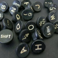 "Typewriter Letters" par Laineys Repertoire (licence CC BY 2.0)