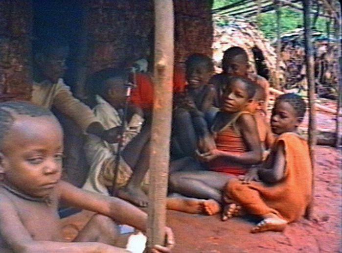 Ak 87 chant 05 Moboma hommes.jpg