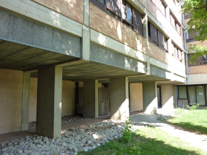 AFPA Toulouse réalisé par les architectes M. Zavagno et P. Gardia