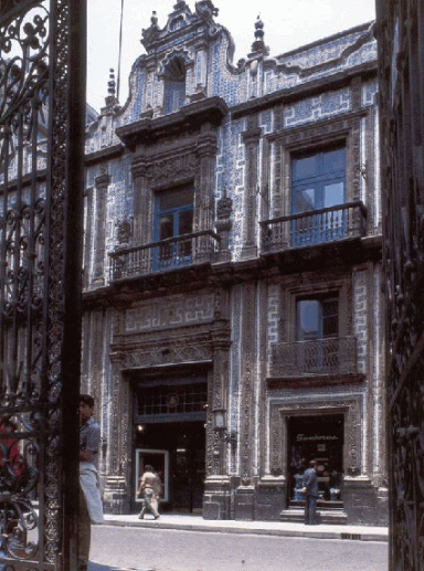 Mexico : La Casa de los Azulejos